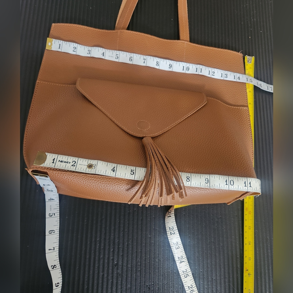 Vegan Pebble Leather Tote Bag Tassel Detail Brown Tan New Without Tags - Picture 5 of 8